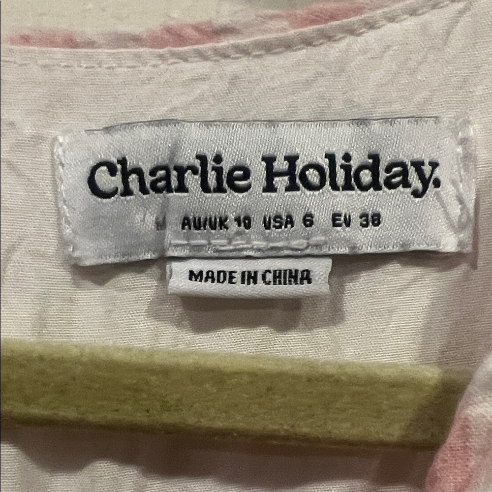 Adorable Charlie Holiday brand pink and white Gingham Romper - Picture 2 of 9